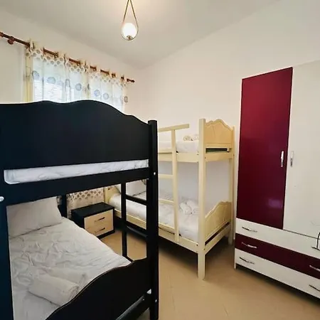 Guri's Ferienhaus Zhaban